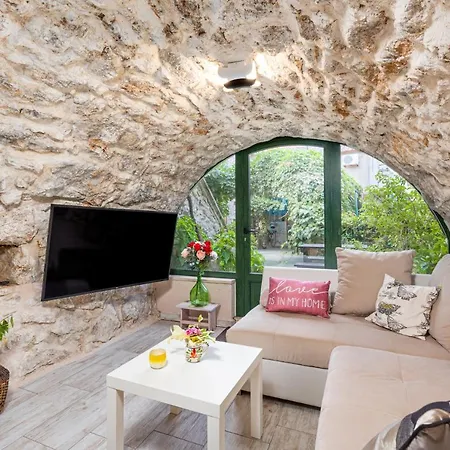 Volte Apartment *